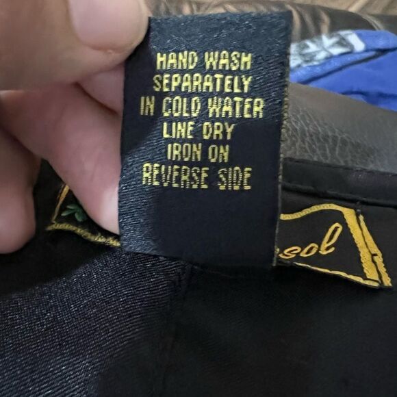 Vintage Marisol Womens Blazer Black White Floral Crop Length White Size L - Picture 11 of 11